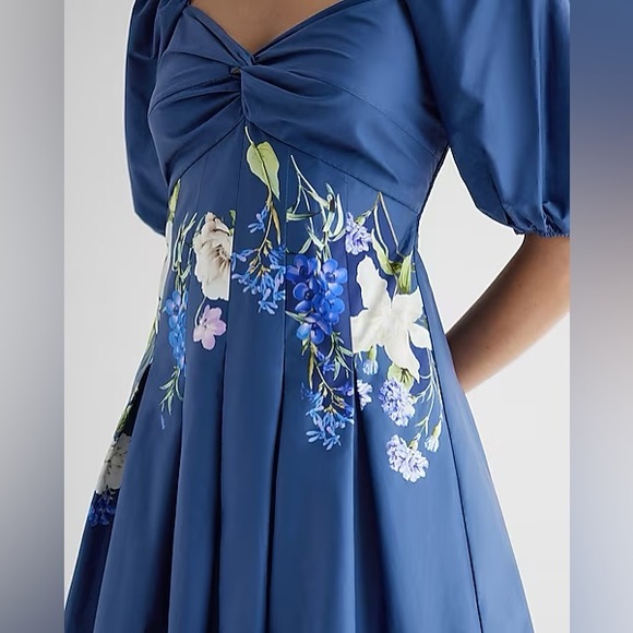 Floral Twist Front Puff Sleeve Pleated Mini Dress - Picture 4 of 8